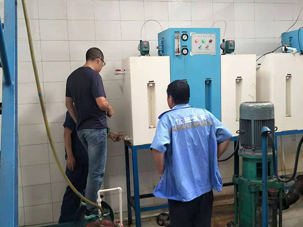 沈陽市水務二氧化氯發(fā)生器一用一備